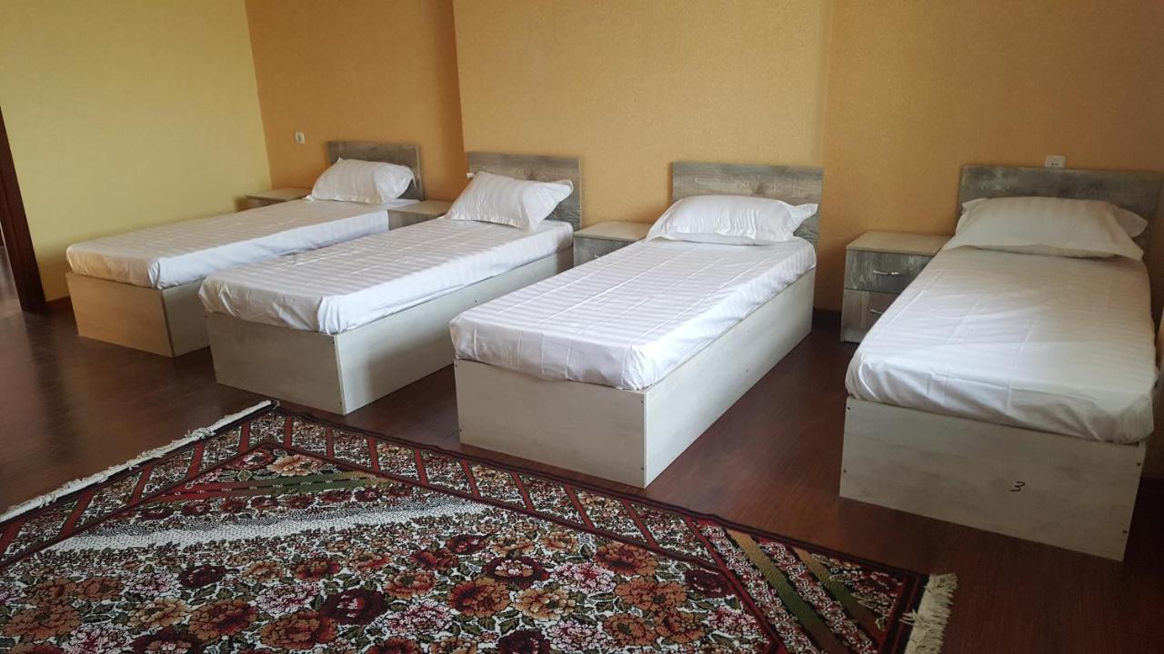 Pamir Hotel-Hostel Dushanbe Bagian luar foto